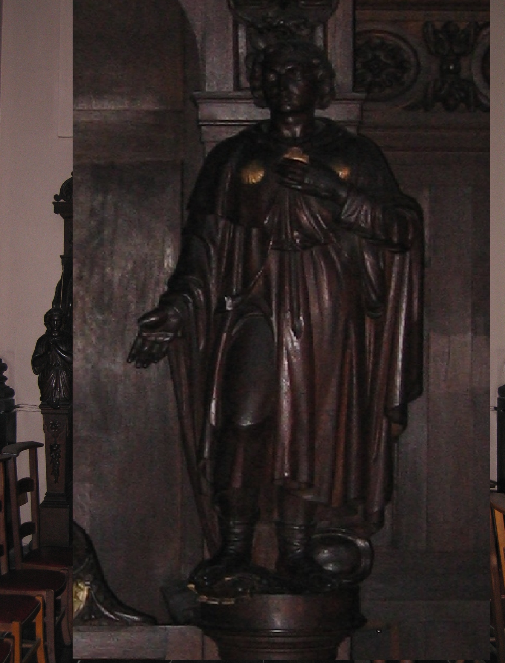 Statue St Josse confessional IMG 3528